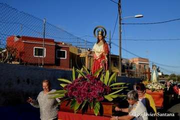 Caserones Bajo procesiona a sus patronos (Foto Francisco Javier Santana)